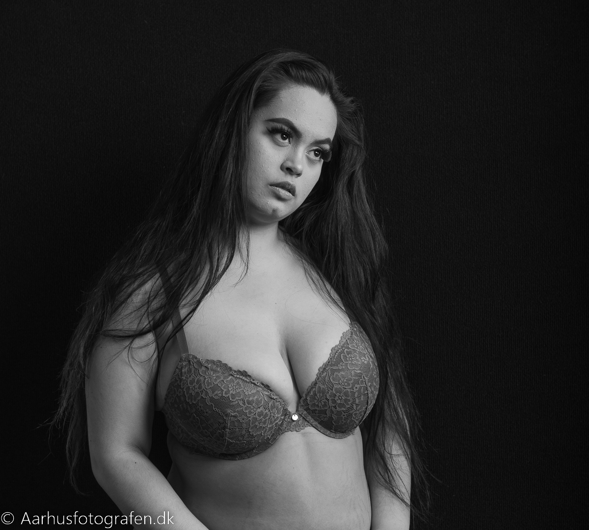 web_FD9_4956